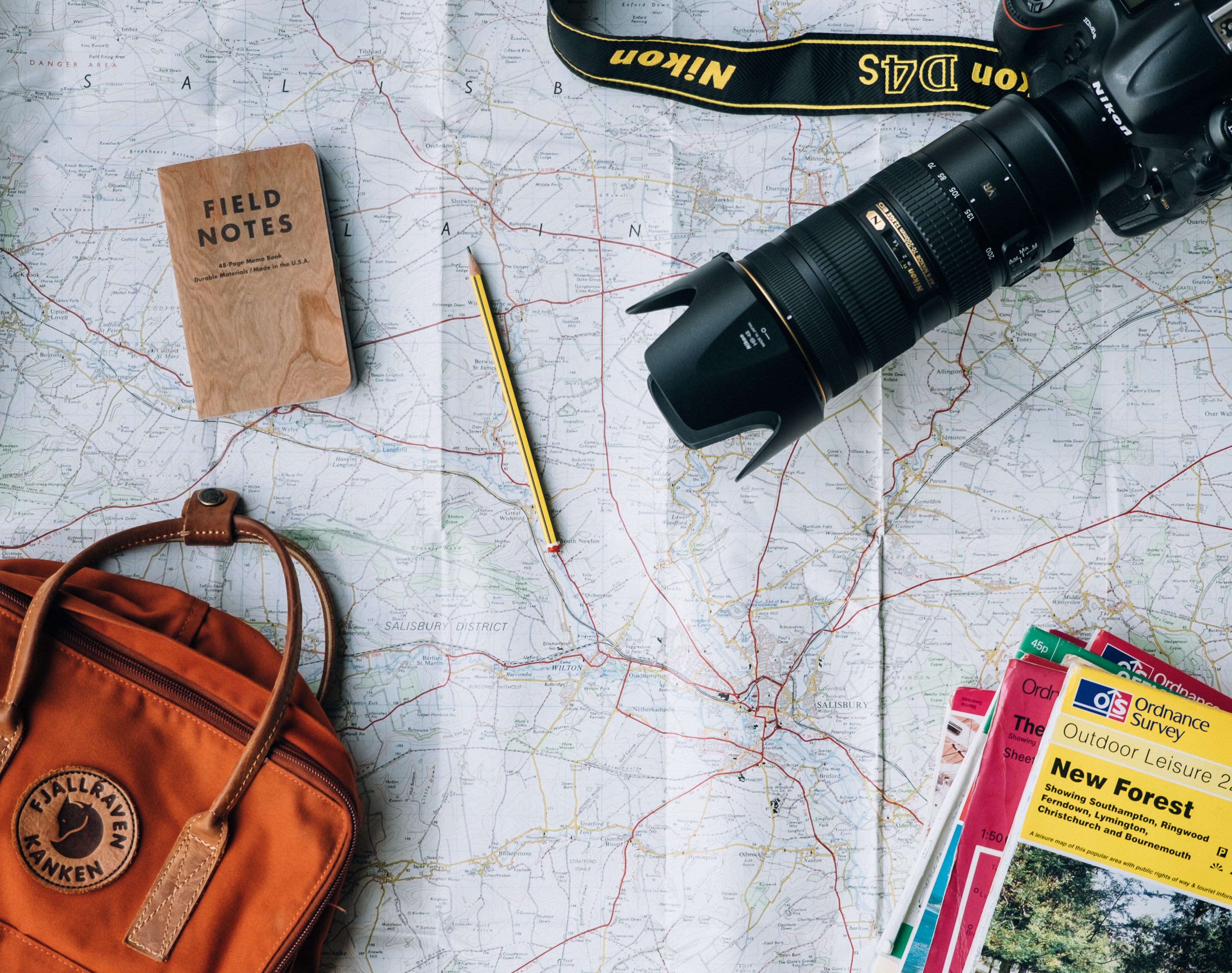 What are Good Travel Accessories? 60 Helpful Items